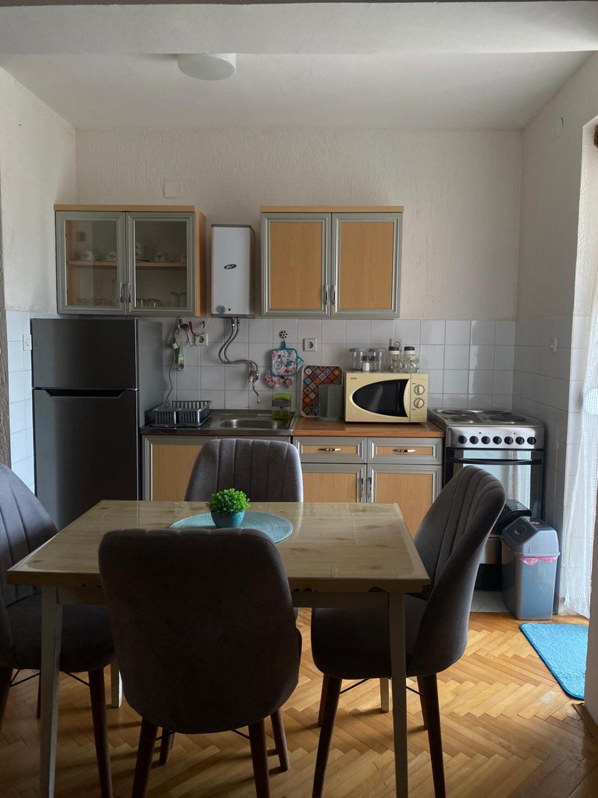 Ta&Ti Apartment โอครีด ภายนอก รูปภาพ